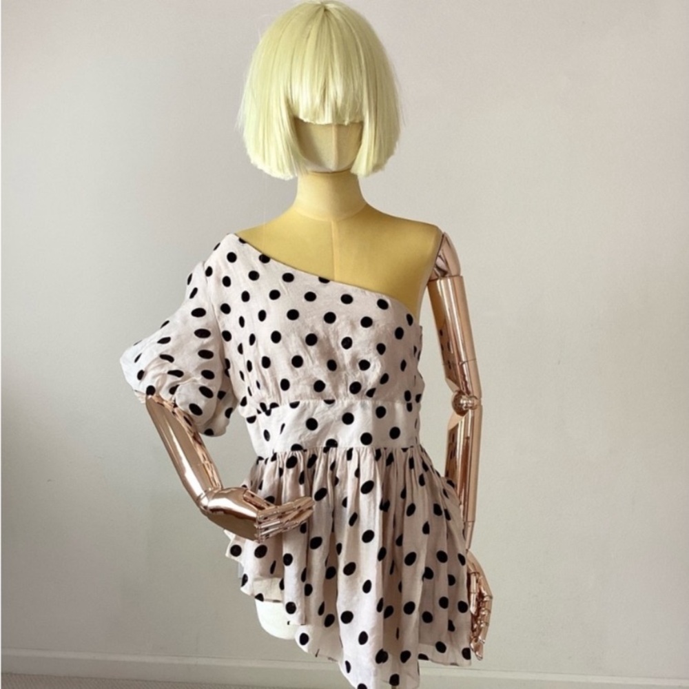 Do+Be Neutral Tan/Black Polka Dot One Shoulder Puff Sleeve SZ M - Picture 1 of 6